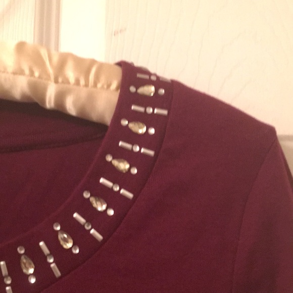 EUC 100% cotton top with crystals - Picture 7 of 12